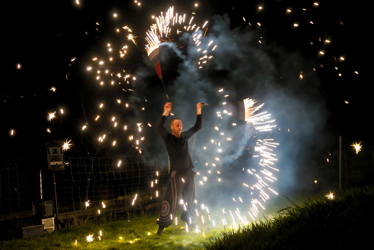 Fabian Rieger – Jonglage, Feuershow und Mehr – Musik und Unterhaltung in Bamberg, Bild 4