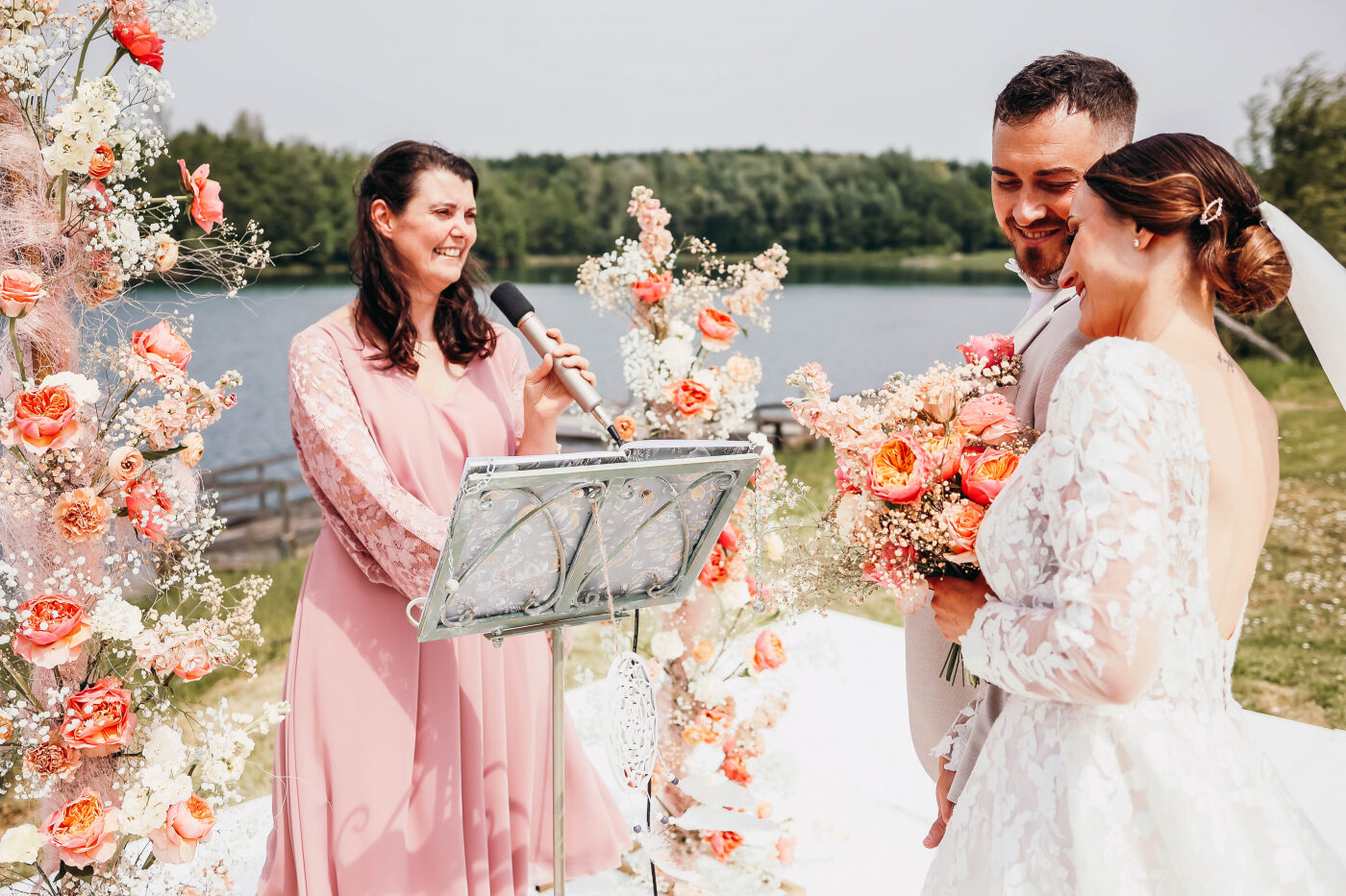 Harmonie in Wort und Melodie – Hochzeitsredner in Rüthen, Bild 2