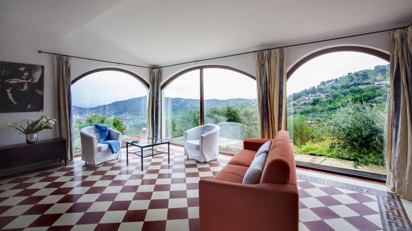 Süditalien- Ferienhaus mit Meerblick, romantisch im Olivengarten – Flitterwochen in Berlin