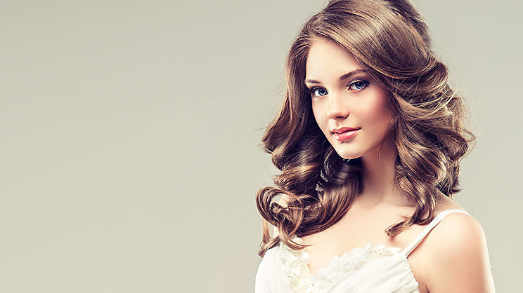 Perfekte Hochzeitsfrisuren: Tipps und Inspirationen für Ihr Brautstyling